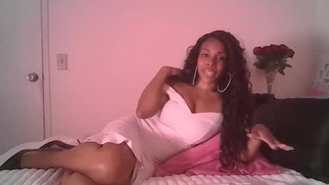 Kim Lee online show from April 22, 2026, 11:45 am