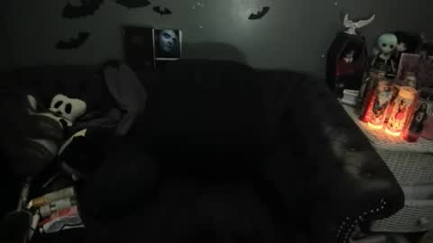 Sugary online show from November 10, 2025, 2:27 pm