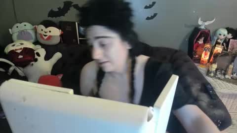 Sugary online show from November 13, 2025, 4:50 pm