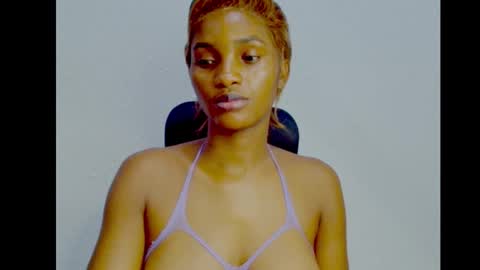 Snapshot of sugax_cuntwetxx chatting on September 17, 2025, 6:53 pm Ivy online show from September 17, 2025, 6:53 pm