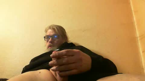 Snapshot of sugerdaddi chatting on February 21, 2026, 4:24 am HotDenmark online show from February 21, 2026, 4:24 am