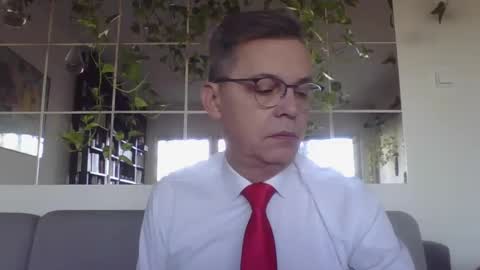 Suit  tie horny online show from January 30, 2025, 8:22 am
