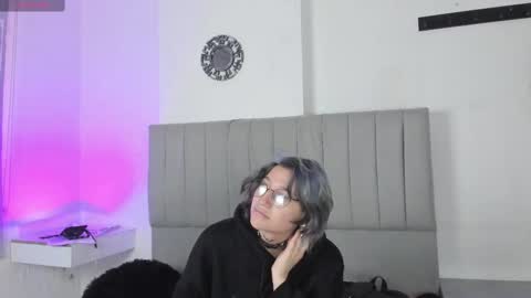 Snapshot of sukifuyu__ chatting on February 24, 2025, 12:59 pm online show from February 24, 2025, 12:59 pm