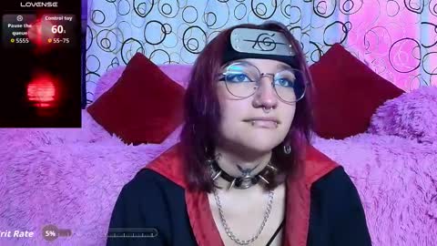 Snapshot of sukifuyu__ chatting on October 17, 2025, 10:23 pm online show from October 17, 2025, 10:23 pm