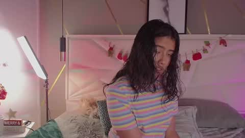 SUKI online show from December 15, 2025, 11:58 am