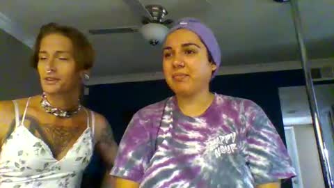 sultry_sapphire online show from June 4, 2026, 9:54 pm