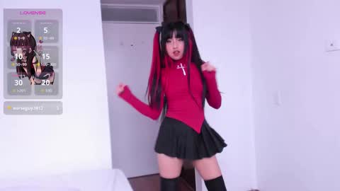 Nicolle  online show from November 28, 2025, 3:36 pm