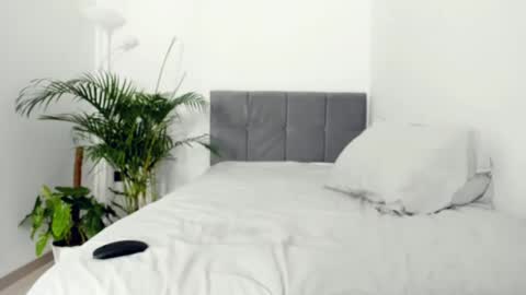 Angel PVT show open online show from February 22, 2025, 5:44 am