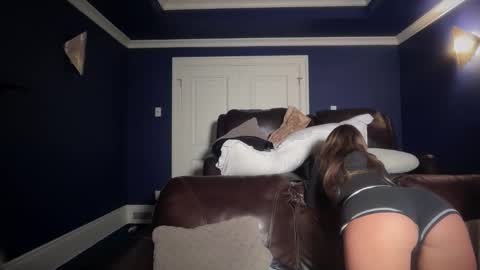 summerclarke2 online show from November 25, 2025, 10:54 pm