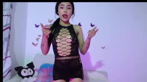 Snapshot of summerpurple chatting on November 16, 2025, 1:55 am SUMMER online show from November 16, 2025, 1:55 am