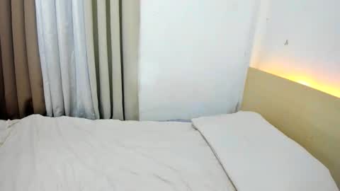 Snapshot of summersunshinex chatting on November 20, 2025, 6:40 pm summersunshinex online show from November 20, 2025, 6:40 pm