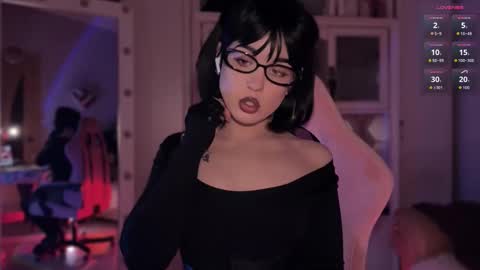 Miss Nelly online show from November 14, 2025, 7:34 pm