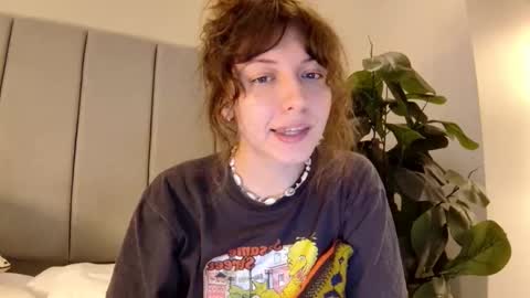 luna online show from February 19, 2026, 5:42 pm