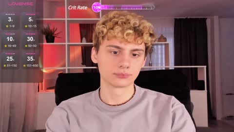 Snapshot of sunburn_boy chatting on January 19, 2025, 5:48 am Emilio online show from January 19, 2025, 5:48 am