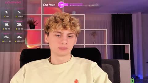 Snapshot of sunburn_boy chatting on February 23, 2025, 10:42 pm Emilio online show from February 23, 2025, 10:42 pm