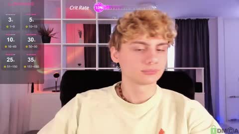 Snapshot of sunburn_boy chatting on February 25, 2025, 1:28 pm Emilio online show from February 25, 2025, 1:28 pm