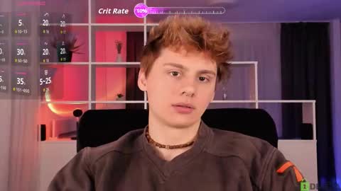 Snapshot of sunburn_boy chatting on November 9, 2025, 8:29 pm Emilio online show from November 9, 2025, 8:29 pm