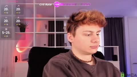 Snapshot of sunburn_boy chatting on December 22, 2025, 7:49 am Emilio online show from December 22, 2025, 7:49 am