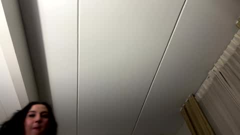 Sofie online show from October 25, 2025, 6:54 am