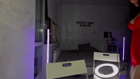 Snapshot of sunlovedamily chatting on December 10, 2024, 10:26 pm Amy online show from December 10, 2024, 10:26 pm