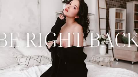 Snapshot of sunlovedamily chatting on January 13, 2025, 9:42 pm Amy online show from January 13, 2025, 9:42 pm