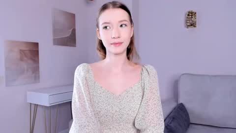 Lily online show from February 25, 2025, 11:52 am