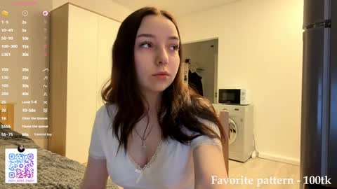 Snapshot of sunny_bambi chatting on January 14, 2026, 3:01 am Hello My name is Mary nice to meet you Telegram cuuutekitten online show from January 14, 2026, 3:01 am