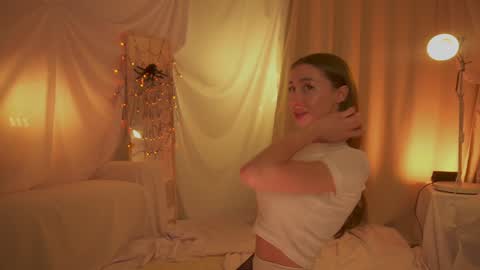 Maria online show from November 21, 2025, 10:41 pm