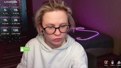 Snapshot of sunny_mood chatting on January 5, 2025, 10:10 am sunny mood online show from January 5, 2025, 10:10 am