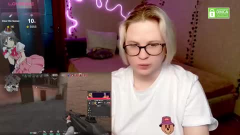 Snapshot of sunny_mood chatting on February 10, 2025, 10:20 am sunny mood online show from February 10, 2025, 10:20 am