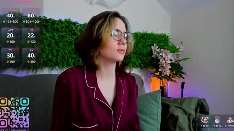 Sunny online show from November 2, 2025, 7:33 am