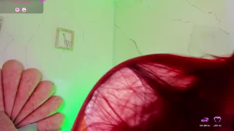 Snapshot of sunnypaytton chatting on May 24, 2026, 12:43 pm Sunny online show from May 24, 2026, 12:43 pm