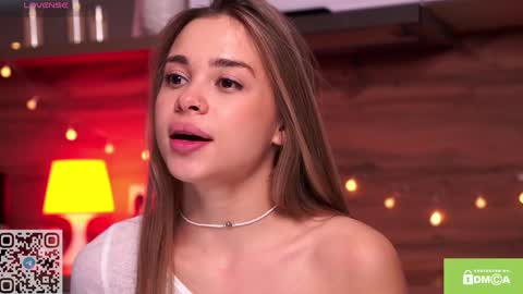 Snapshot of sunsally chatting on December 8, 2024, 10:03 pm Sally online show from December 8, 2024, 10:03 pm