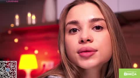 Snapshot of sunsally chatting on December 9, 2024, 4:23 am Sally online show from December 9, 2024, 4:23 am