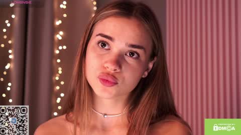 Snapshot of sunsally chatting on December 16, 2024, 1:53 am Sally online show from December 16, 2024, 1:53 am