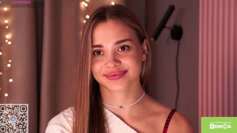 Snapshot of sunsally chatting on December 20, 2024, 7:39 pm Sally online show from December 20, 2024, 7:39 pm