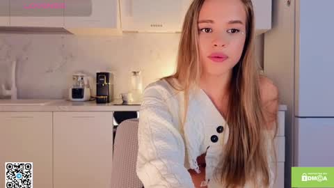 Snapshot of sunsally chatting on March 3, 2025, 8:32 pm Sally online show from March 3, 2025, 8:32 pm