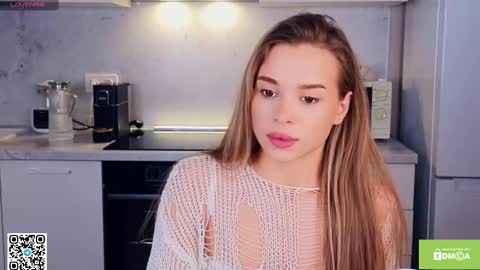 Snapshot of sunsally chatting on March 6, 2025, 9:31 pm Sally online show from March 6, 2025, 9:31 pm