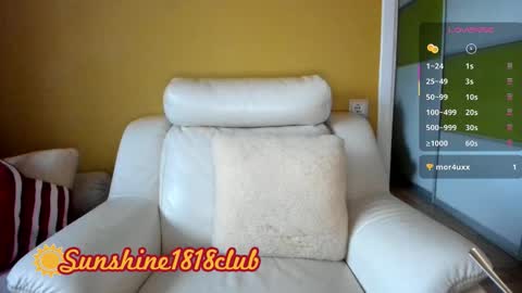 Angela  Sunshine1818club online show from November 17, 2025, 6:52 am