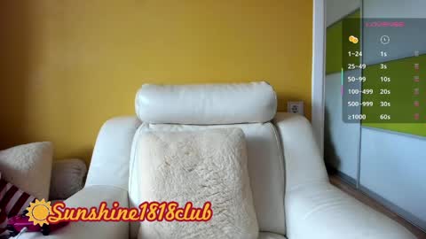 Snapshot of sunshine1818club chatting on May 6, 2026, 4:41 am Angela Sunshine1818club online show from May 6, 2026, 4:41 am