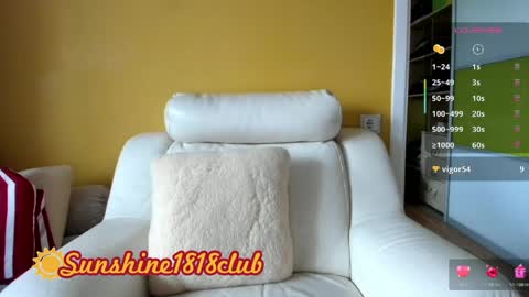 Snapshot of sunshine1818club chatting on May 17, 2026, 5:05 am Angela Sunshine1818club online show from May 17, 2026, 5:05 am