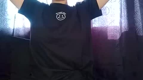 Snapshot of sunshine_days chatting on December 17, 2024, 8:32 pm Annie online show from December 17, 2024, 8:32 pm