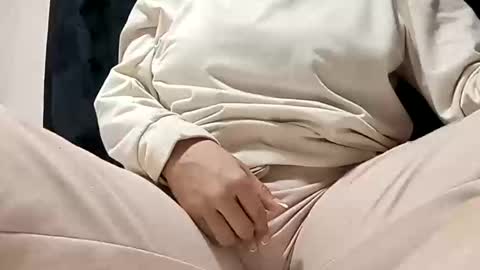 Snapshot of sunshine_days chatting on January 31, 2025, 3:20 am Annie online show from January 31, 2025, 3:20 am