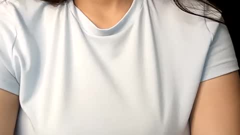 Snapshot of sunshine_days chatting on March 5, 2025, 2:03 am Annie online show from March 5, 2025, 2:03 am