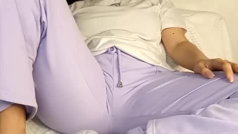 Snapshot of sunshine_days chatting on March 12, 2025, 12:53 am Annie online show from March 12, 2025, 12:53 am