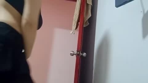 Annie online show from March 14, 2026, 3:39 pm