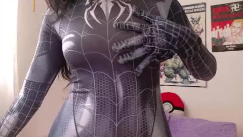 Snapshot of sunshine_girl9 chatting on October 7, 2025, 8:06 pm sunshine_girl9 online show from October 7, 2025, 8:06 pm