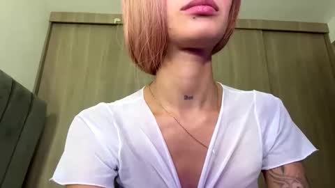 Snapshot of sunshinelizzy chatting on March 23, 2026, 7:56 am Valentina online show from March 23, 2026, 7:56 am