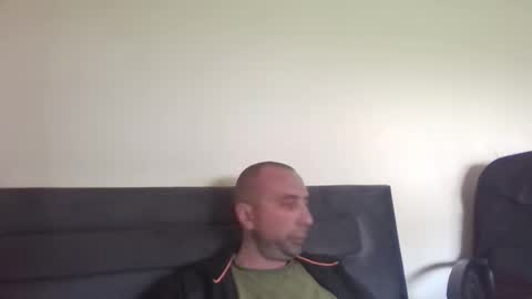 Snapshot of super42835015 chatting on May 15, 2026, 2:46 pm super42835015 online show from May 15, 2026, 2:46 pm