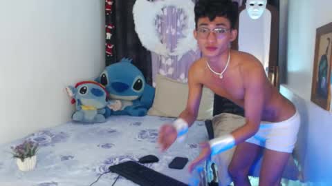 GAY online show from January 16, 2025, 4:28 pm